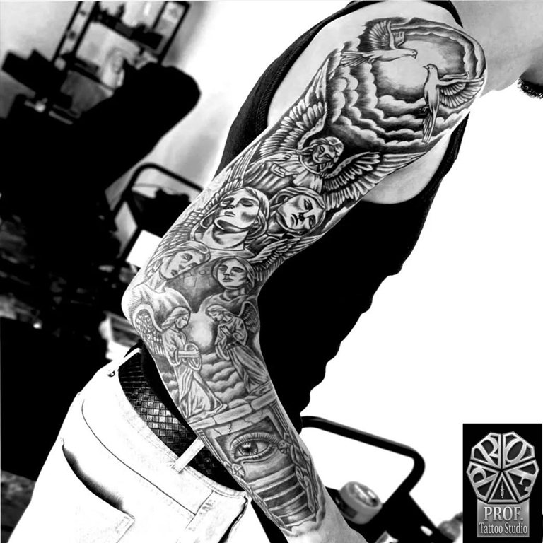 Sleeve tattoos